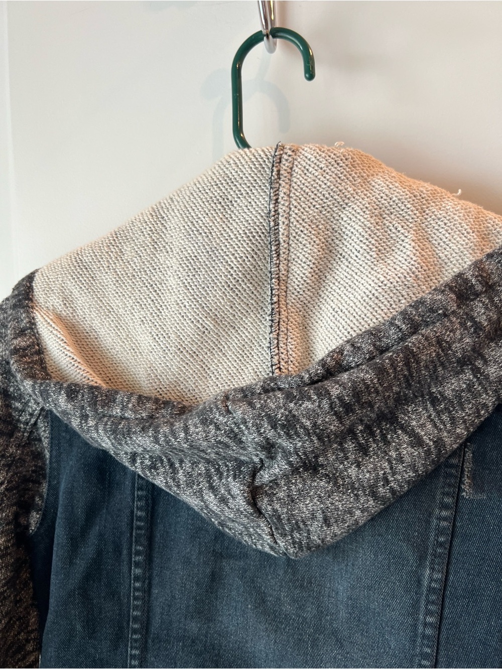 Free People mixes media Hooded Denim Jacket - Gray. XS - Picture 9 of 11